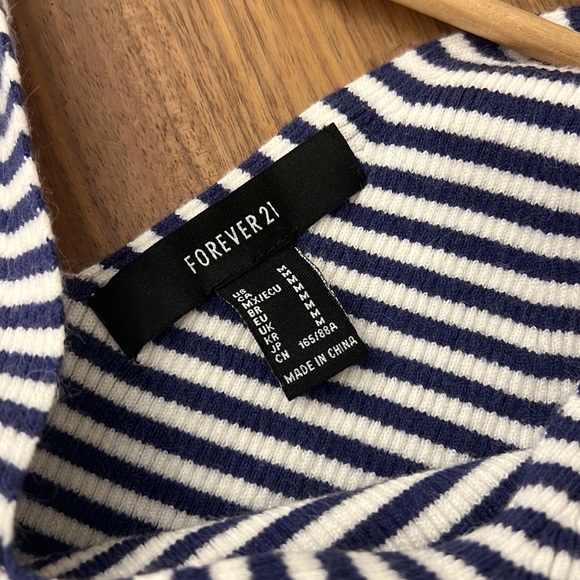 3/$25 offer - Forever 21 Lined Crop Top - Picture 2 of 2